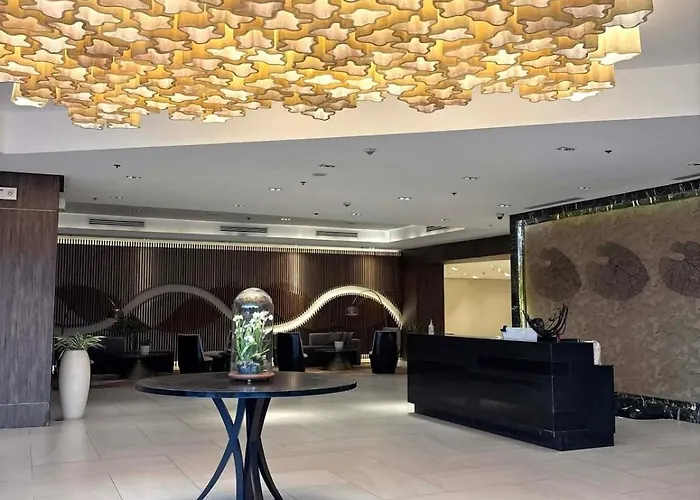Mactan Newtown Type With Balcony Hotel